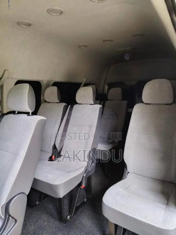 Toyota HIACE KDH High Roof2016 2015 Van (Used)
