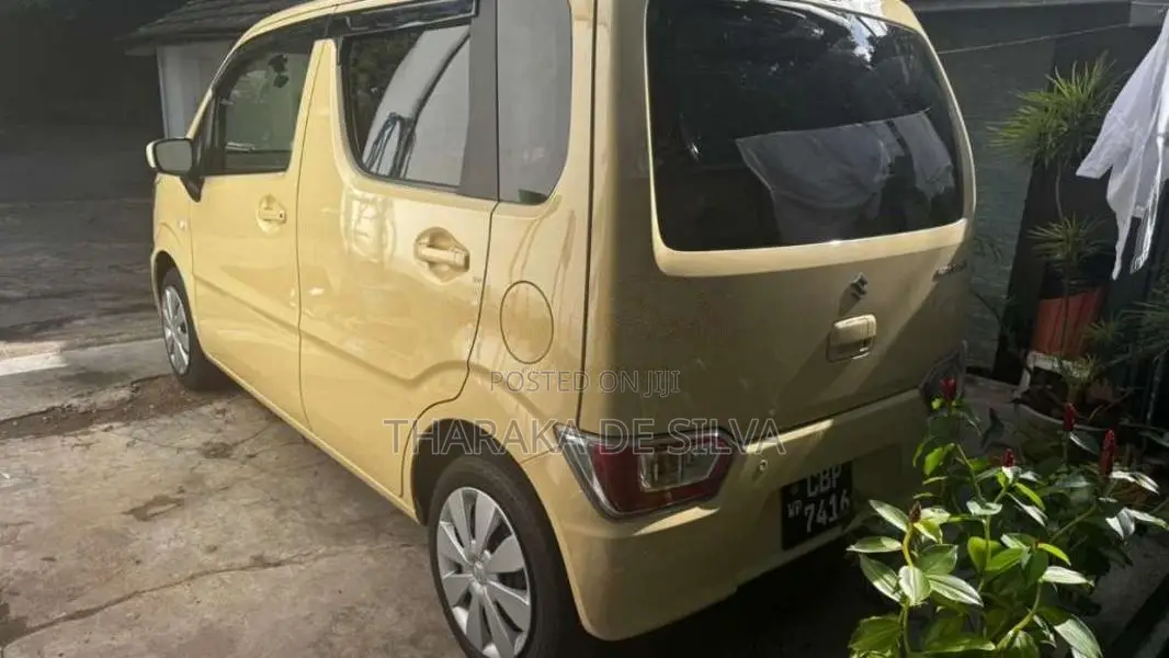 Suzuki Wagon R FX Pertol 2023 Car (Used)