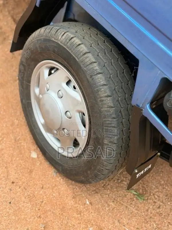 Tata Dimo Batta 2013 Lorry (Used)
