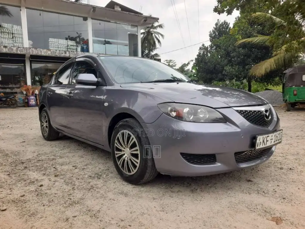Mazda AXELA 2004 Car (Used)