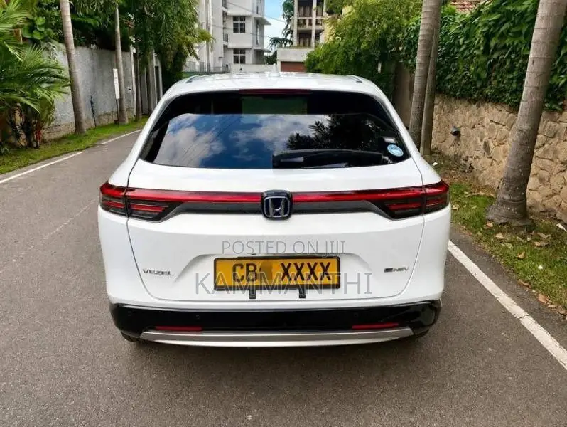 Honda Vezel Z Grade 2025 SUV (Used)