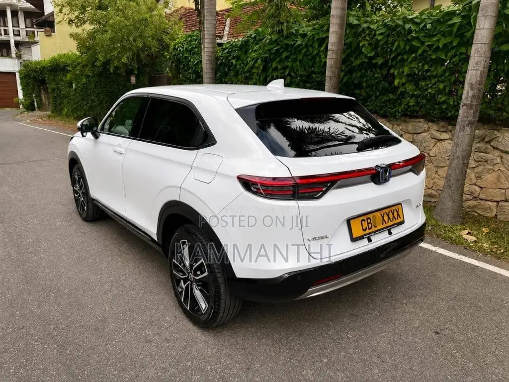 Honda Vezel Z Grade 2025 SUV (Used)