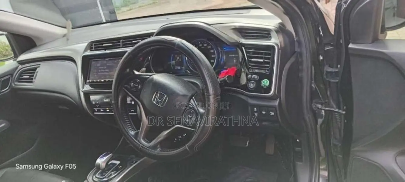 Honda Grace 2016 Car (Used)