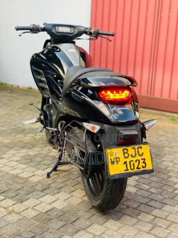Suzuki Intruder 2021 Motorbike (Used)