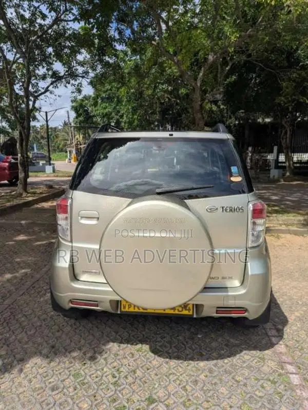 Daihatsu Terios 2011 SUV (Used)