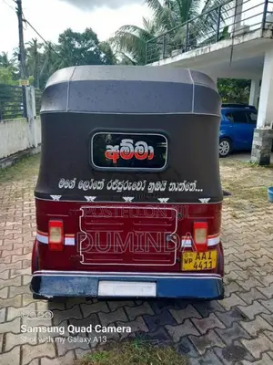 Bajaj 4 Stroke 2013 Three Wheel (Used)