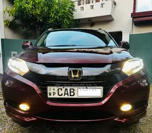Honda Vezel Z ORANGE 2014 SUV (Used)