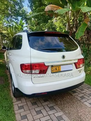 Micro Kyron 2009 SUV (Used)