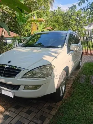 Micro Kyron 2009 SUV (Used)