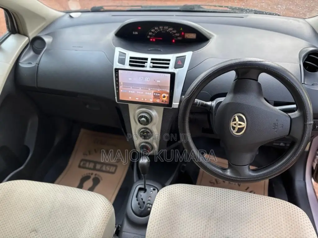 Toyota Vitz 2007 Car (Used)