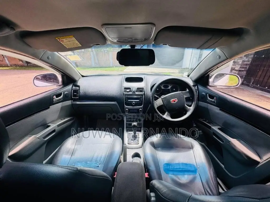 Micro Emgrand 2015 Car (Used)
