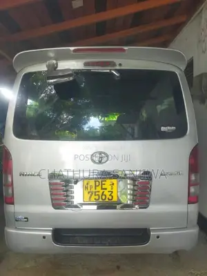 Toyota Kdh Super GL 2008 Van (Used)