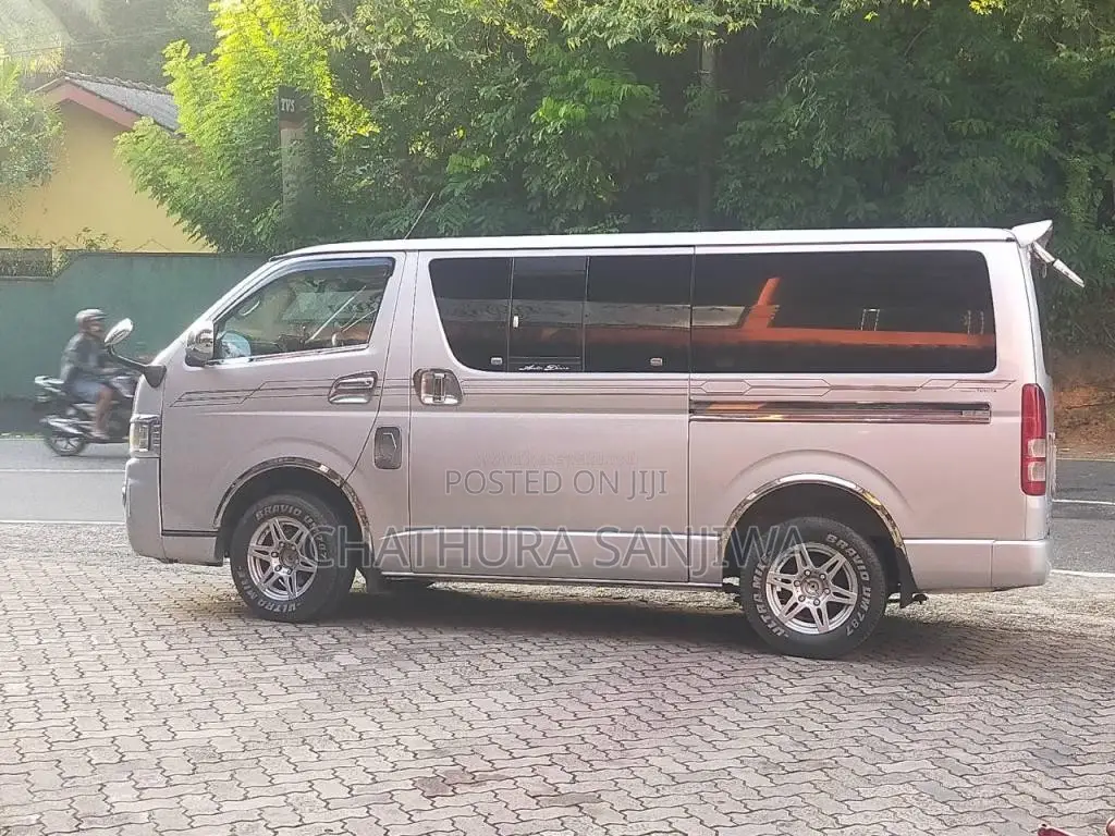 Toyota Kdh Super GL 2008 Van (Used)