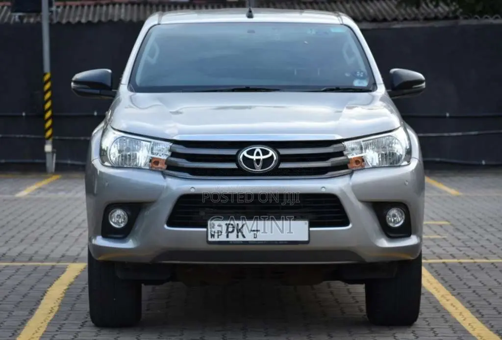 Toyota Hilux 2019 Pickup (Used)