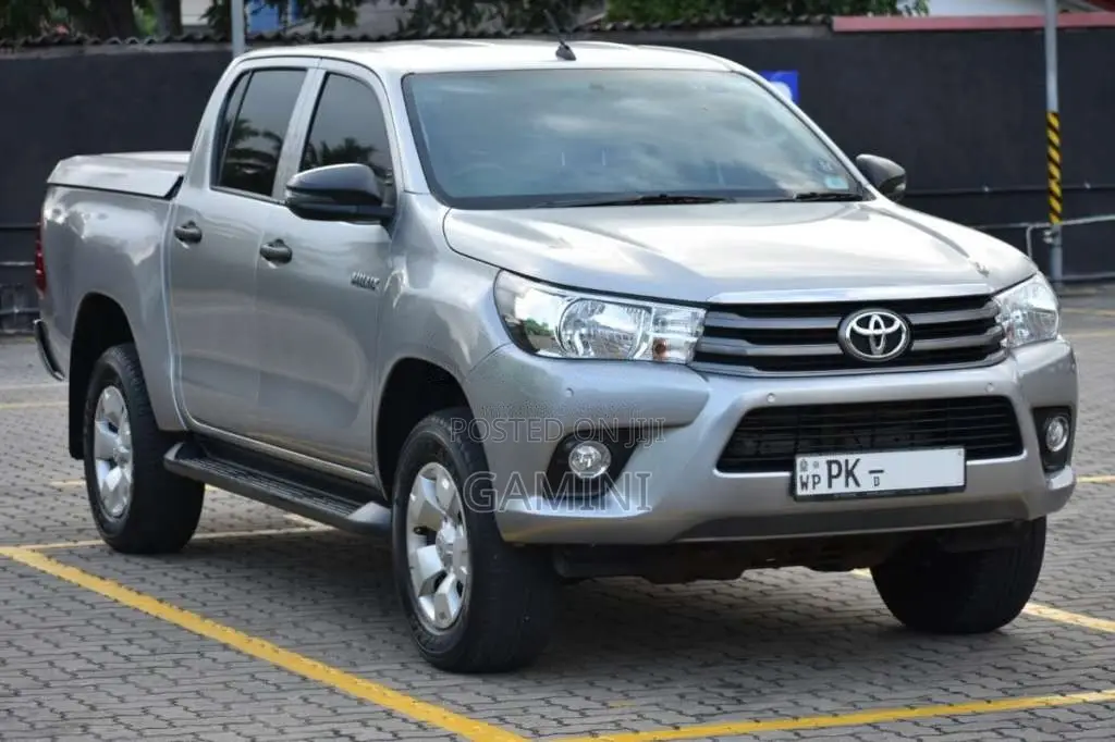 Toyota Hilux 2019 Pickup (Used)