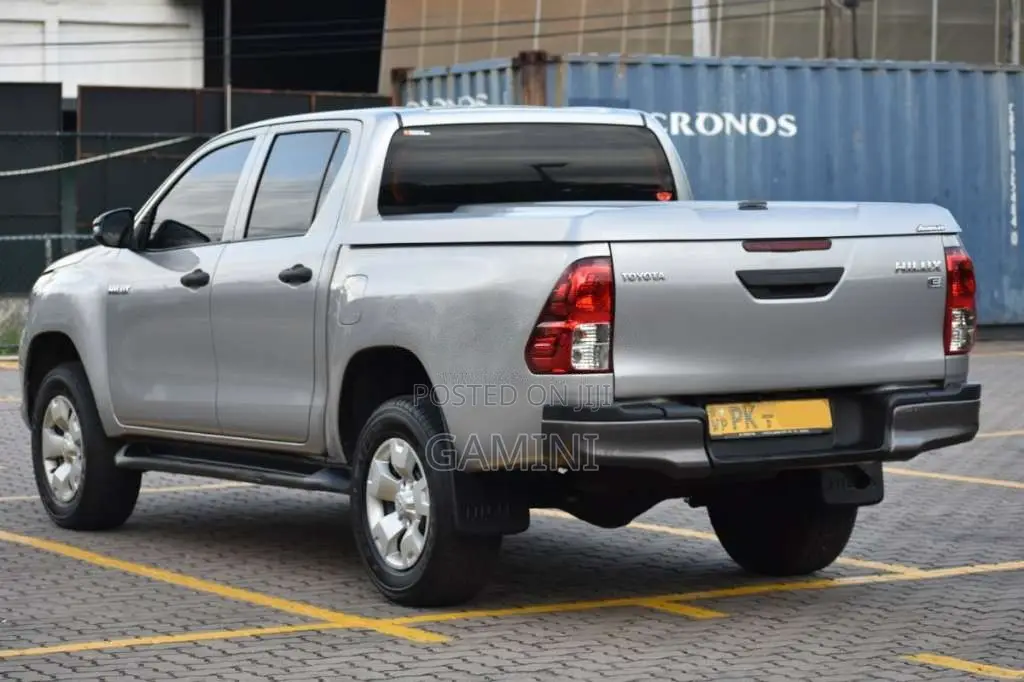 Toyota Hilux 2019 Pickup (Used)