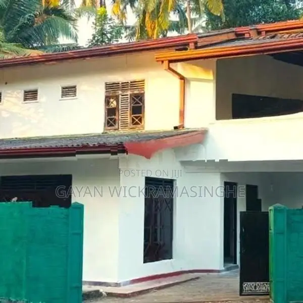 Large House for Sale in Biyagama