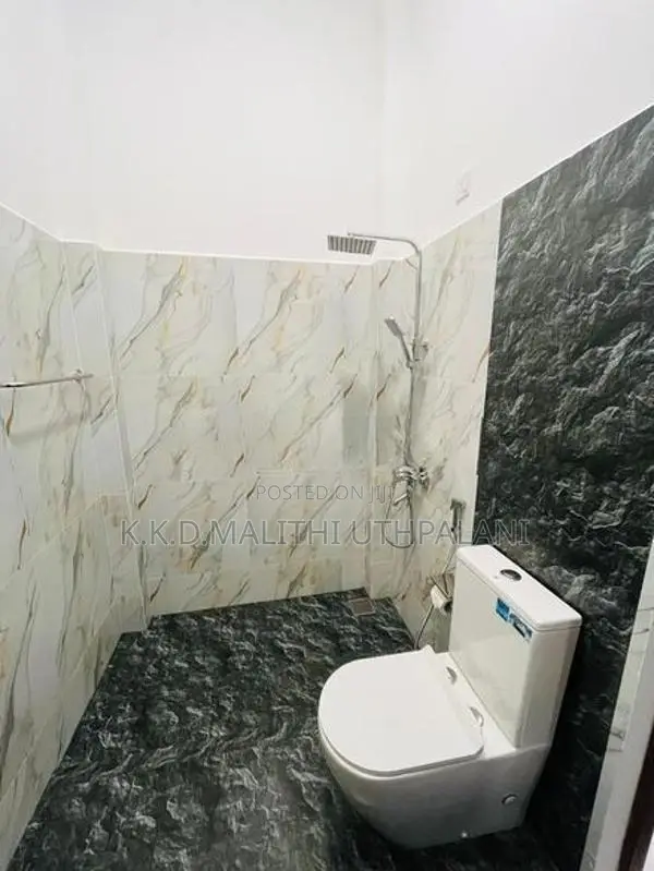 Furniture Room For Rent Mountlavinia
