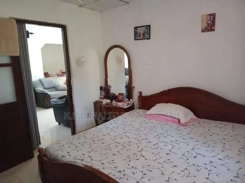 Furniture Room For Rent Mountlavinia