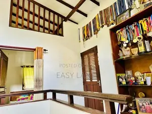 🏡 අතුරුගිරිය hightway එකට ඇවිදයන දුරින් අගනා දෙමහල් නිවසක් / RU 14225