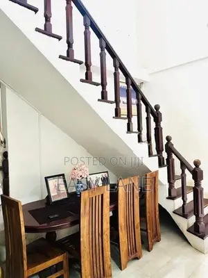 🏡 අතුරුගිරිය hightway එකට ඇවිදයන දුරින් අගනා දෙමහල් නිවසක් / RU 14225
