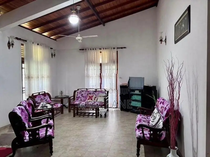 පර්චස් 85 ක ඉඩම අංගසම්පූර්ණ දෙමහල් නිවසක් / SA 12720