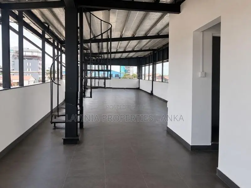 Commercial Showroom Building for Rent – DIL058C