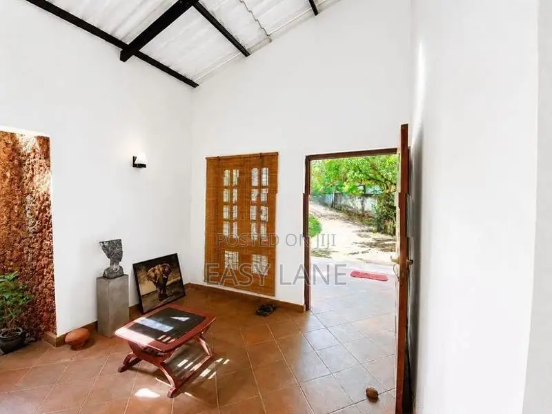 House for sale in Bandaragama / CA 14033