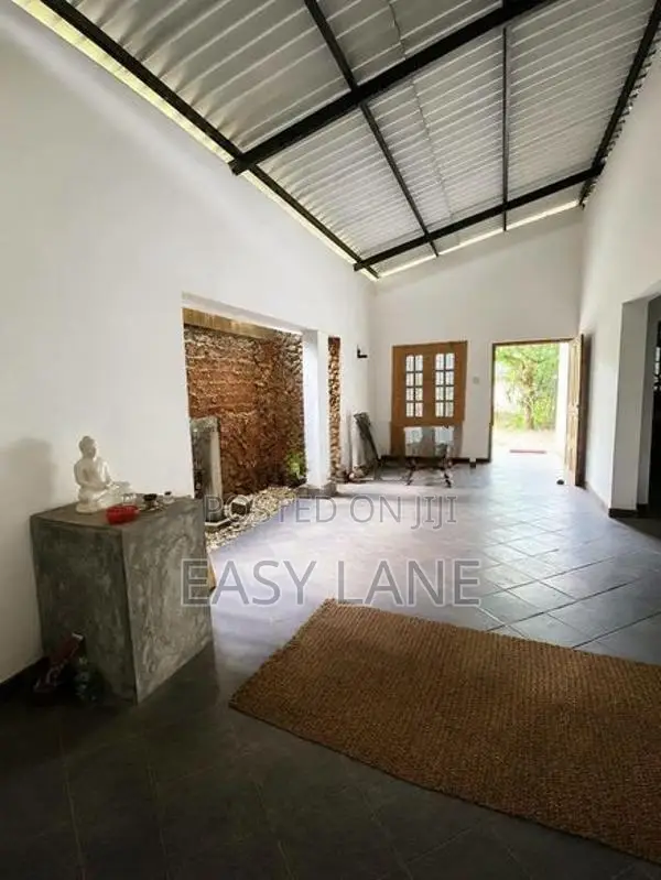 House for sale in Bandaragama / CA 14033