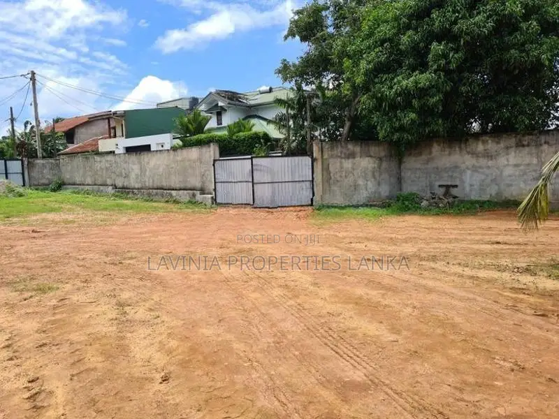 COMMERCIAL & RESIDENTIAL LAND FOR SALE – WATTALA [ELK026L]