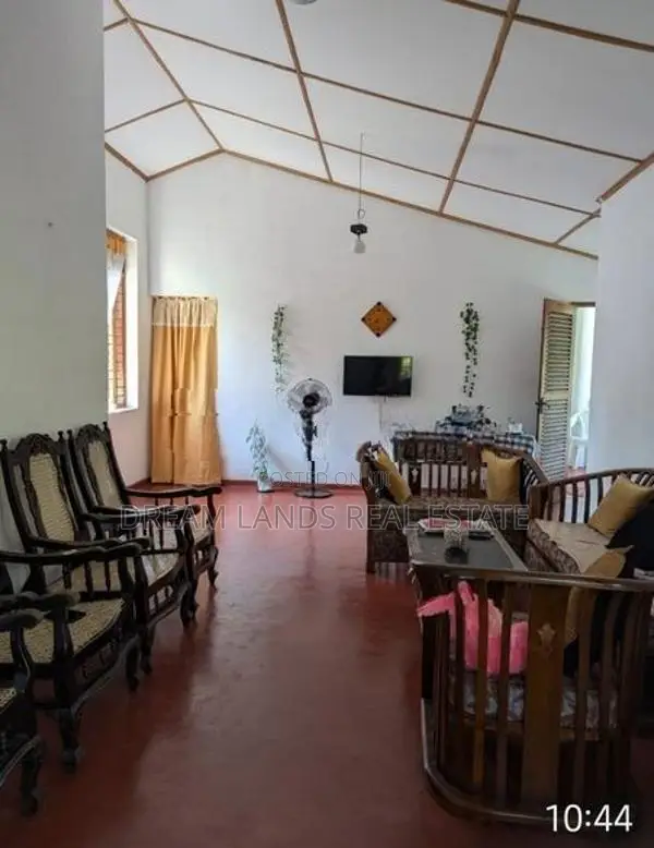 Wadduwa Upstair unit for Rent ( R- 769)