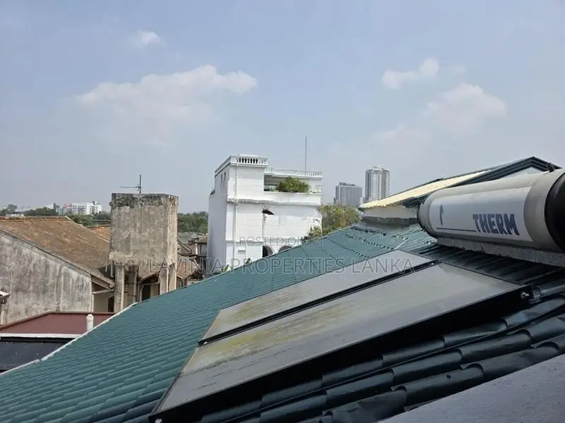 LUXURY HOUSE NAWALA for sale IME013S