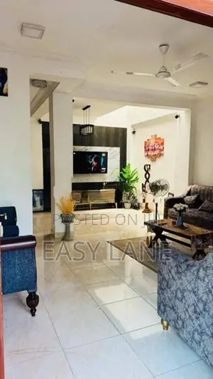 🏡නවගමුව පත්තිනි දේවාලය අසලින් අංගසම්පූර්ණ දෙමහල් නිවසක් / SA 12974