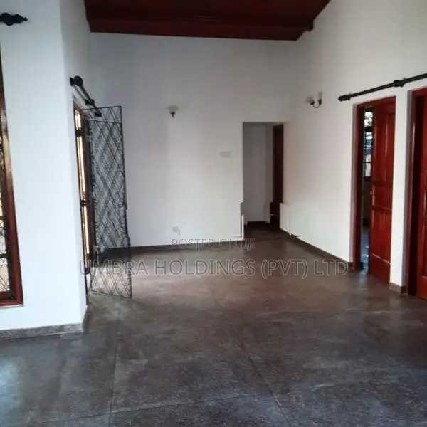 Land With a House For Sale In Mission Road Kotte - 4064U
