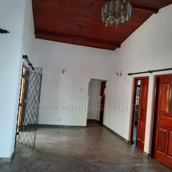 Land With a House For Sale In Mission Road Kotte - 4064U