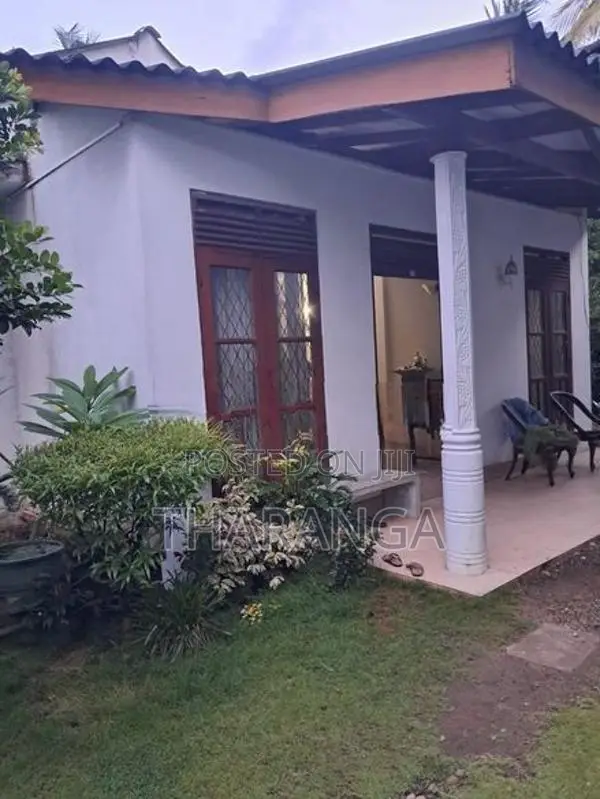 single house for sale in boralasgamuwa