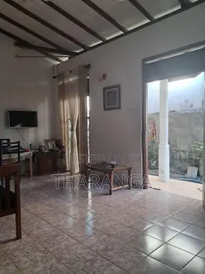 single house for sale in boralasgamuwa