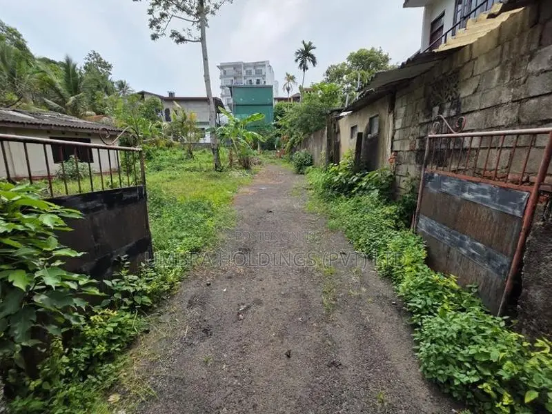 Land For Sale In Alakeshwara road Ethul Kotte - 4048U