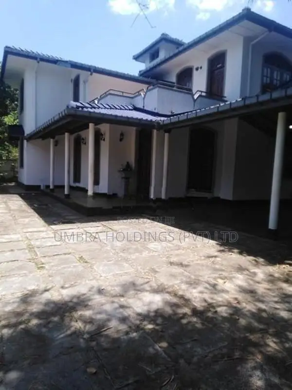 HOUSE/OFFICE FOR RENT IN BATTARAMULLA - 1607U