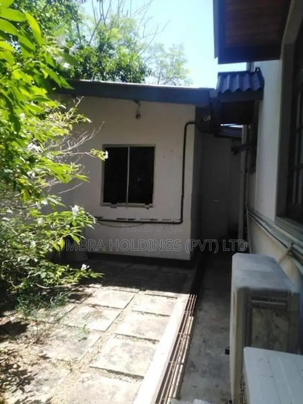 HOUSE/OFFICE FOR RENT IN BATTARAMULLA - 1607U