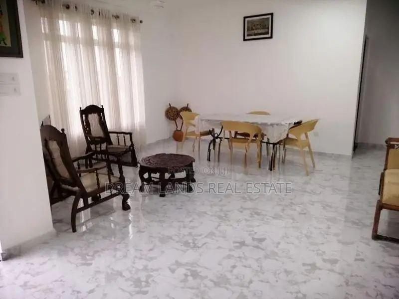 First floor for rent Hokandara Talawatugoda