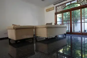 Luxury House for Rent in Nugegoda - 4012U