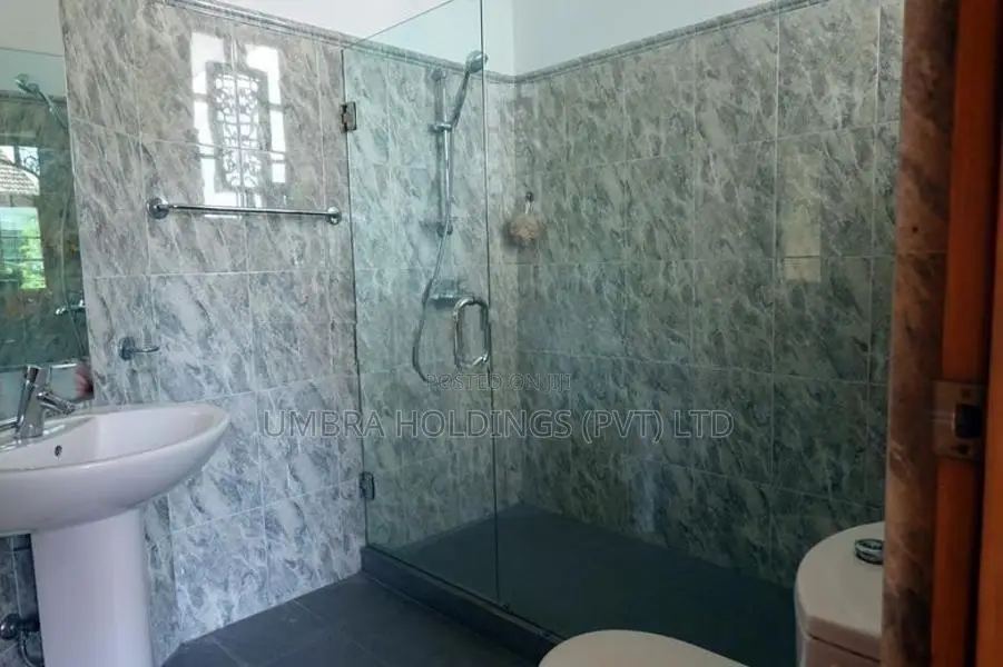 Luxury House for Rent in Nugegoda - 4012U