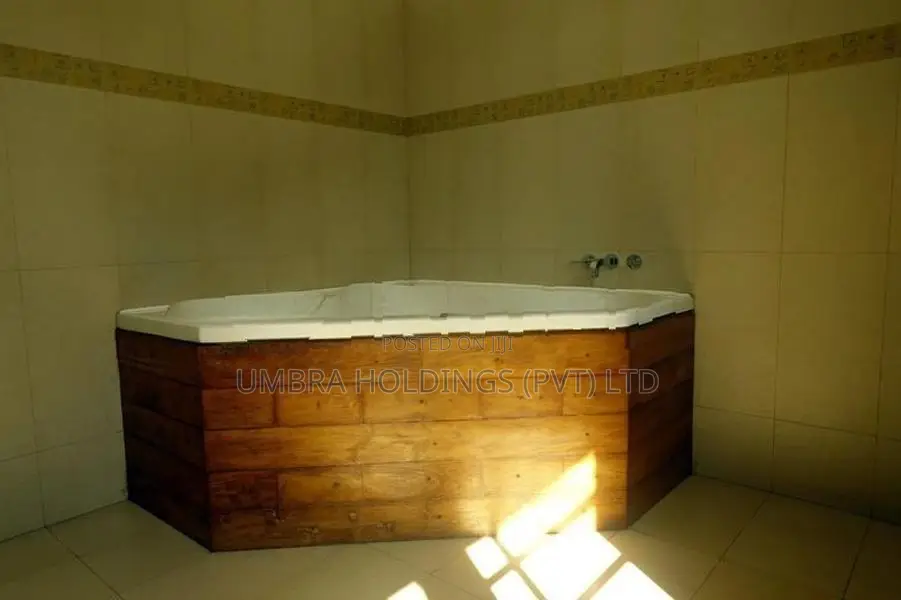 Luxury House for Rent in Nugegoda - 4012U