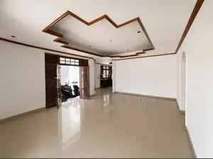 5 Bedroom spacious house for rent in nadimala - dehiwala