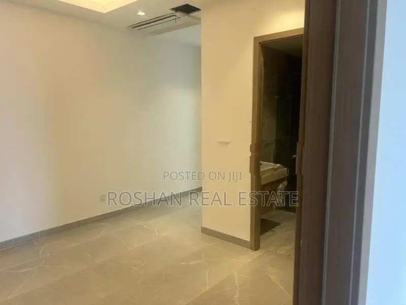 MODERN 606 ADDRESS APARTMENT FOR SALE COLOMBO 3 SA2859