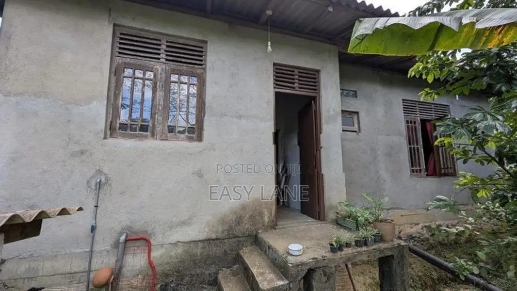 🏡🌟 වරකාපොළ නගරයෙන් දෙමහල් නිවසක් / SA 15368