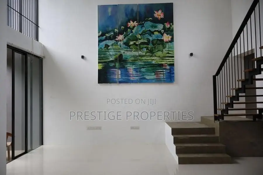 Villa House for rent in Boralesgamuwa- 5 Bedroom 3 Bath