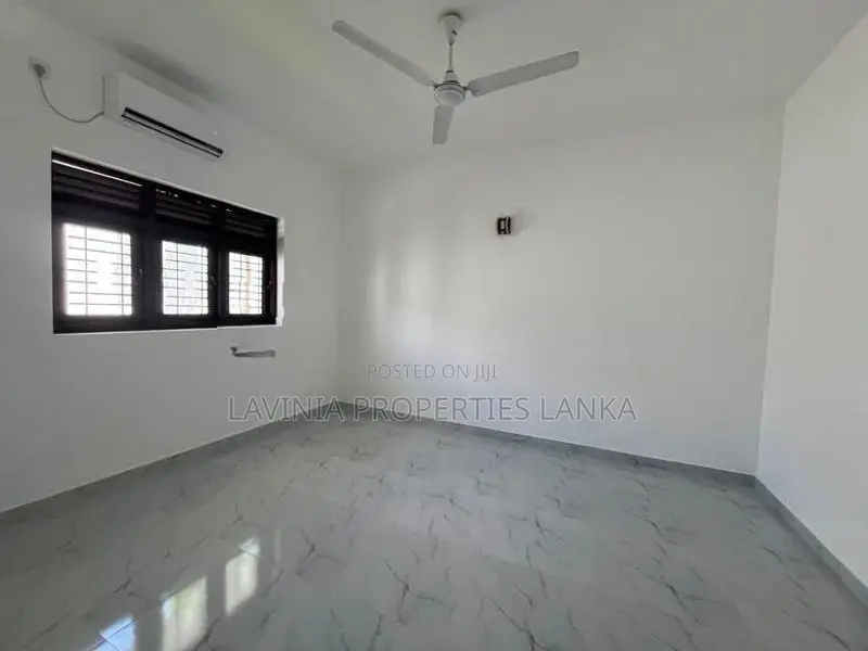 HOUSE FOR SALE AT PILIYANDALA THA 80H