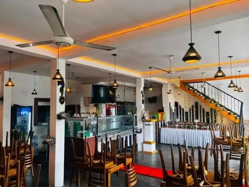Restaurant for rent in road facing